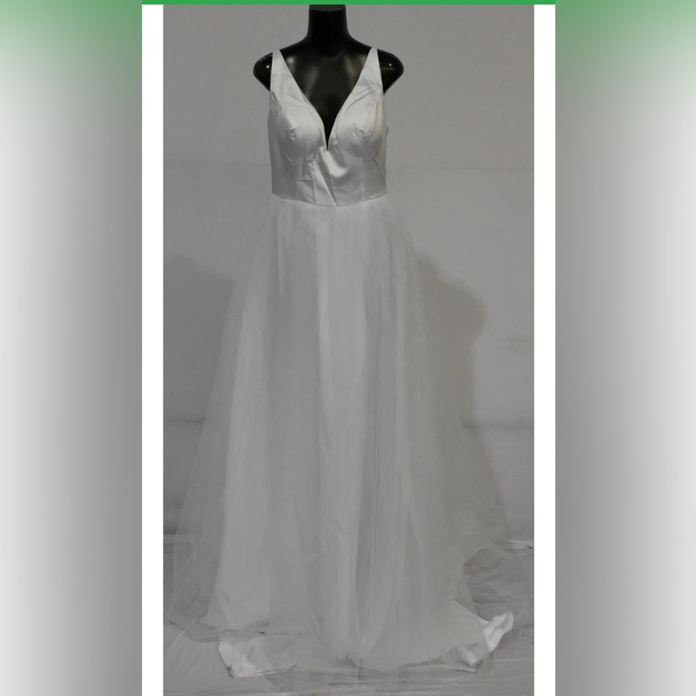 NWT Wedding dress